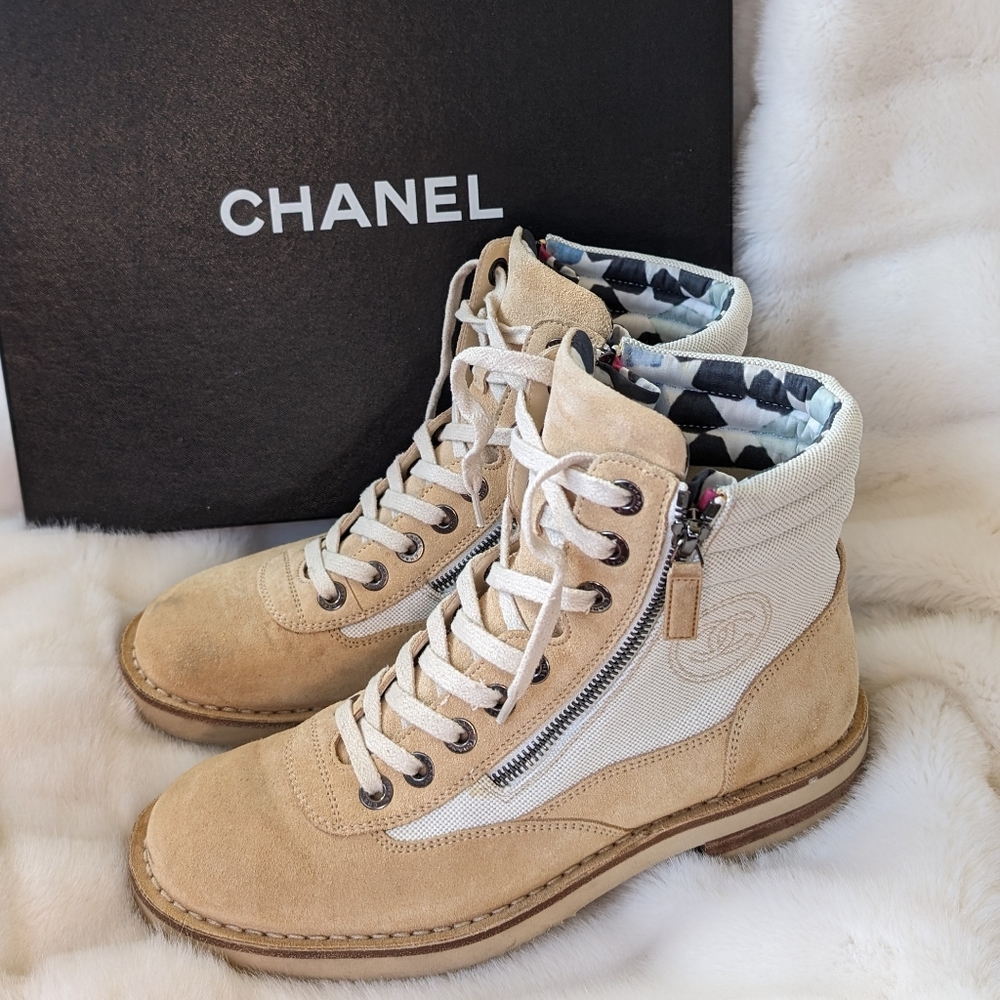 60% OFF CHANEL INTERLOCKING CC LOGO COMBAT BOOTS